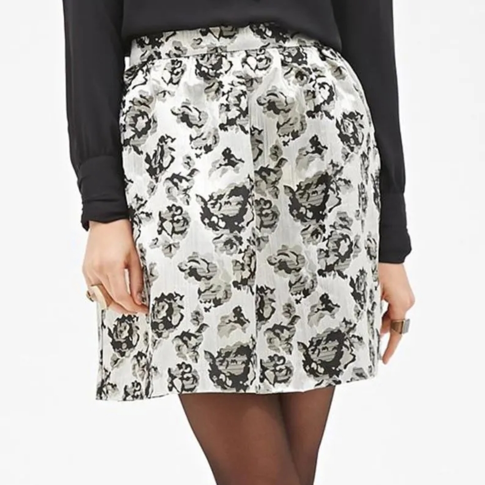 Forever 21 Metallic A-line Skirt US Size S